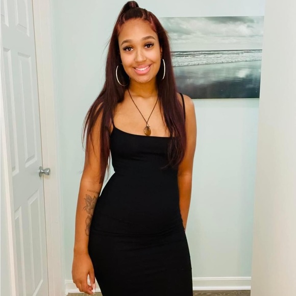 Meet your Posher, Cathy - Picture 6 of 9